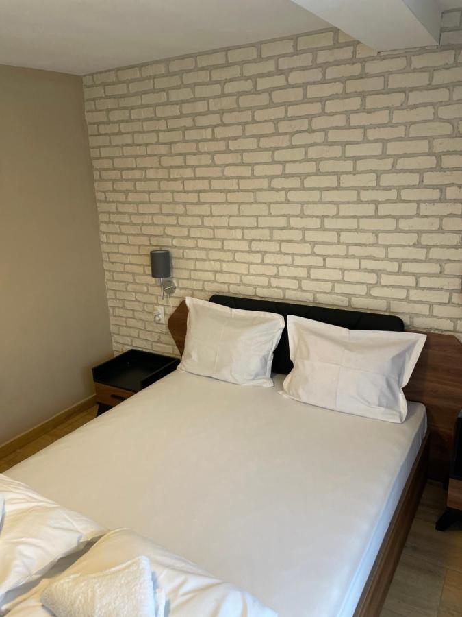 Family Hotel Malibu Chernomorets Dış mekan fotoğraf