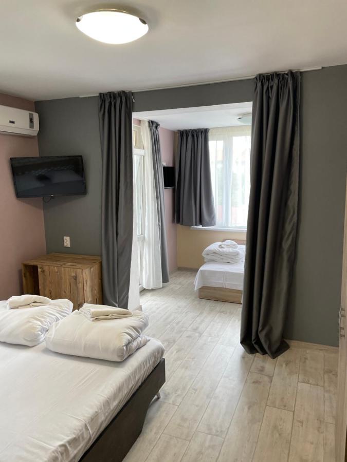 Family Hotel Malibu Chernomorets Dış mekan fotoğraf
