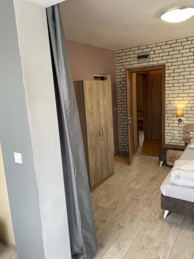 Family Hotel Malibu Chernomorets Dış mekan fotoğraf